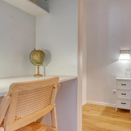 Blue Wave, A In Madeira * 푼샬